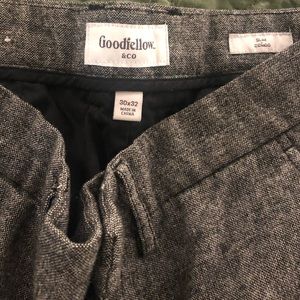 Men’s slim fit grey wool dress pant